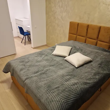 Blue Elegance Sky Park With Parking Appartement Bratislava