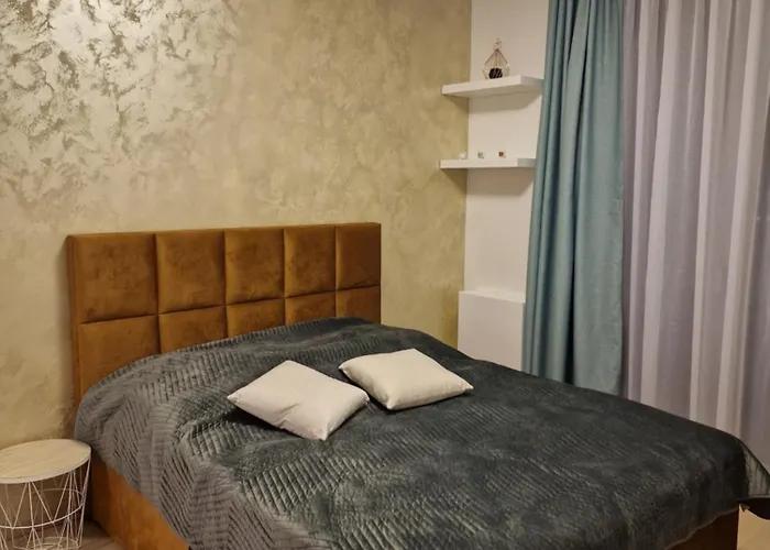 Blue Elegance Sky Park With Parking Братислава