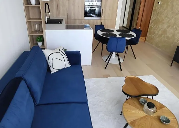 Blue Elegance Sky Park With Parking Bratysława